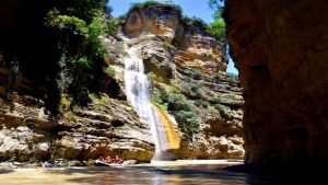 RAFTING THROUGH THE OSUM CANYONS